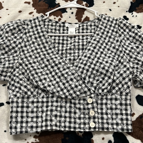 KIRIOUS los angeles women’s gingham black & white plaid top - Picture 2 of 3